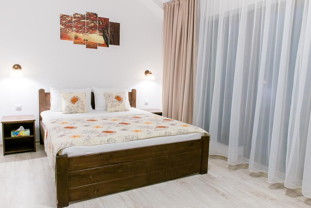 Pensiunea Casa Florela Capusu Mic Zewnętrze zdjęcie