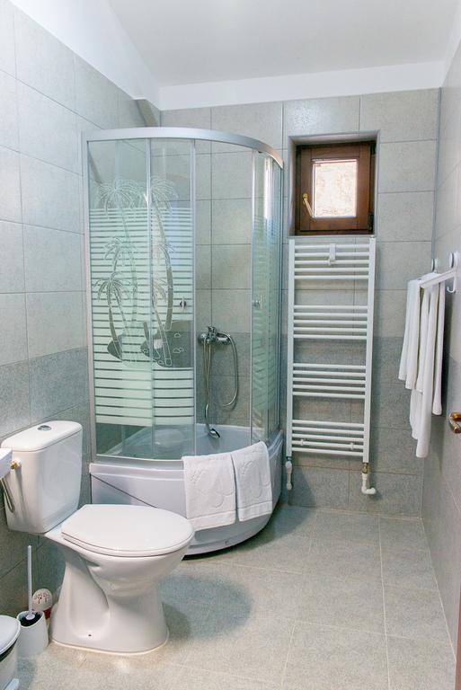 Pensiunea Casa Florela Capusu Mic Zewnętrze zdjęcie